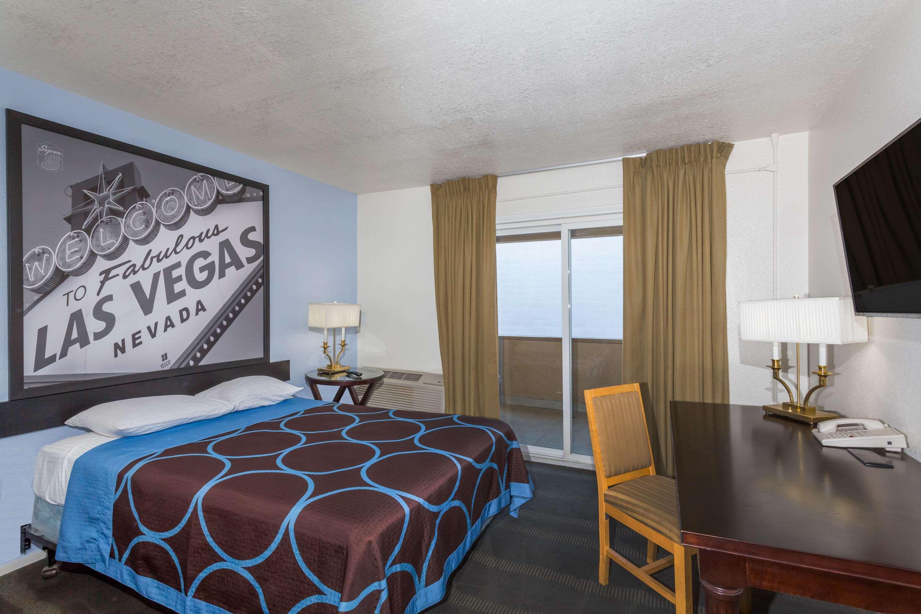 Super 8 By Wyndham Las Vegas North Strip/Fremont St. Area Eksteriør bilde