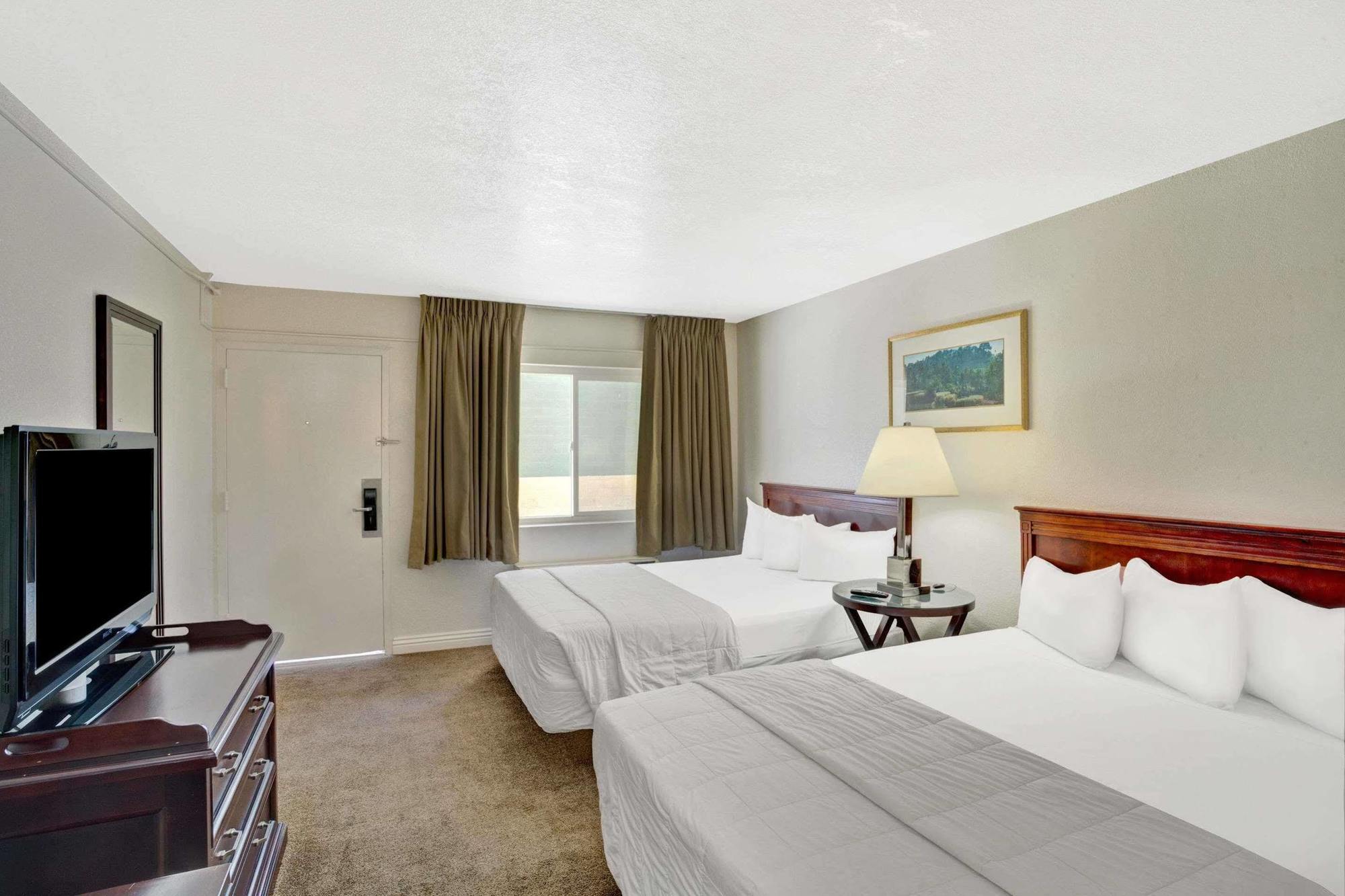 Super 8 By Wyndham Las Vegas North Strip/Fremont St. Area Eksteriør bilde